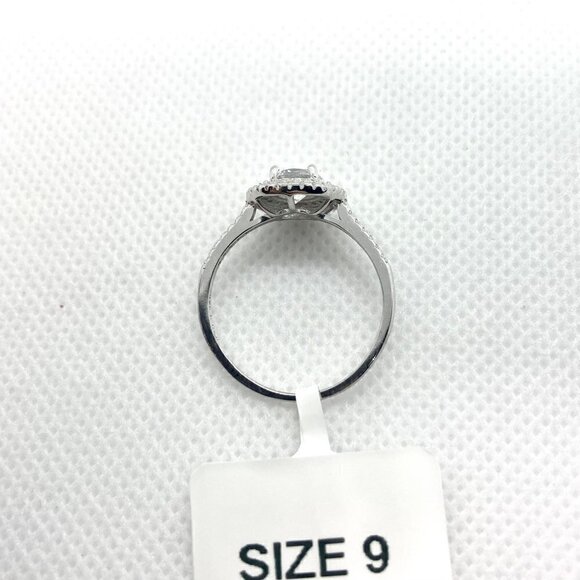 𝅺SIZE 9 925 Round Cut CZ Halo Ring - Picture 7 of 12
